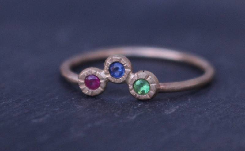 14 K Gold Saphir Tsavorit Ruby Ring von AnaKrolljewelry