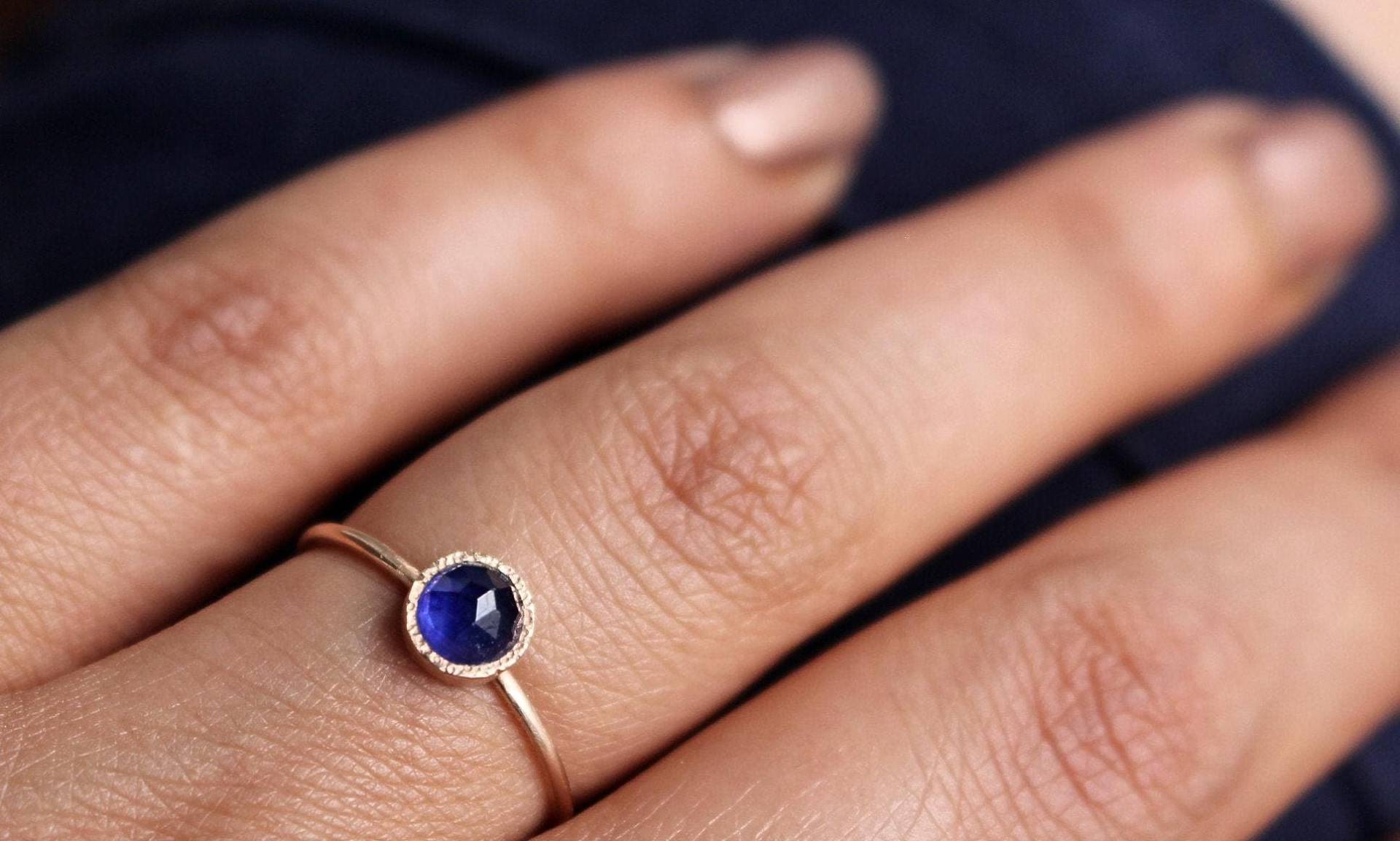 Blauer Saphir Ring 585 Gold Verlobungsring September Geburtstein Blauer Saphir Ring 585 Gold Verlobungsring September Geburtstein von AnaKrolljewelry