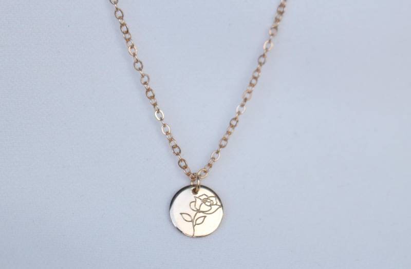 Perosnalisierte Halskette Geburtsblume Perosnalisierte Halskette Geburtsblume von AnaKrolljewelry