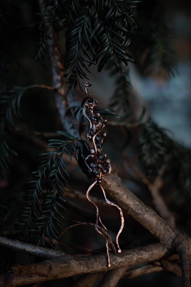 Haarnadel Mit Iolite Haarnadel Mit Iolite von AnaLesnayaNature