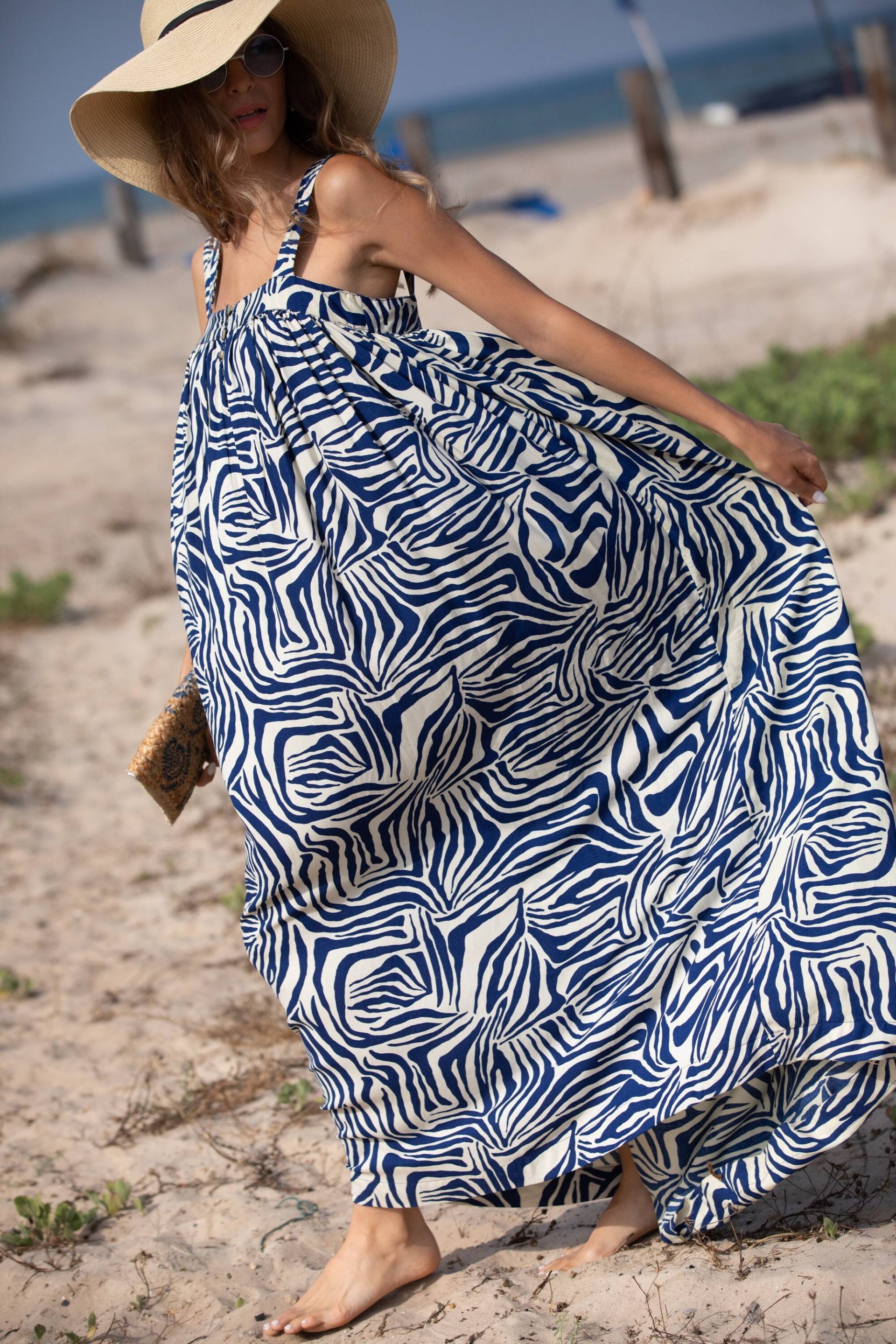 Blaues Zebra-Print-Maxikleid Boho-Viskose-Sommerkleid von AnabellaWomen