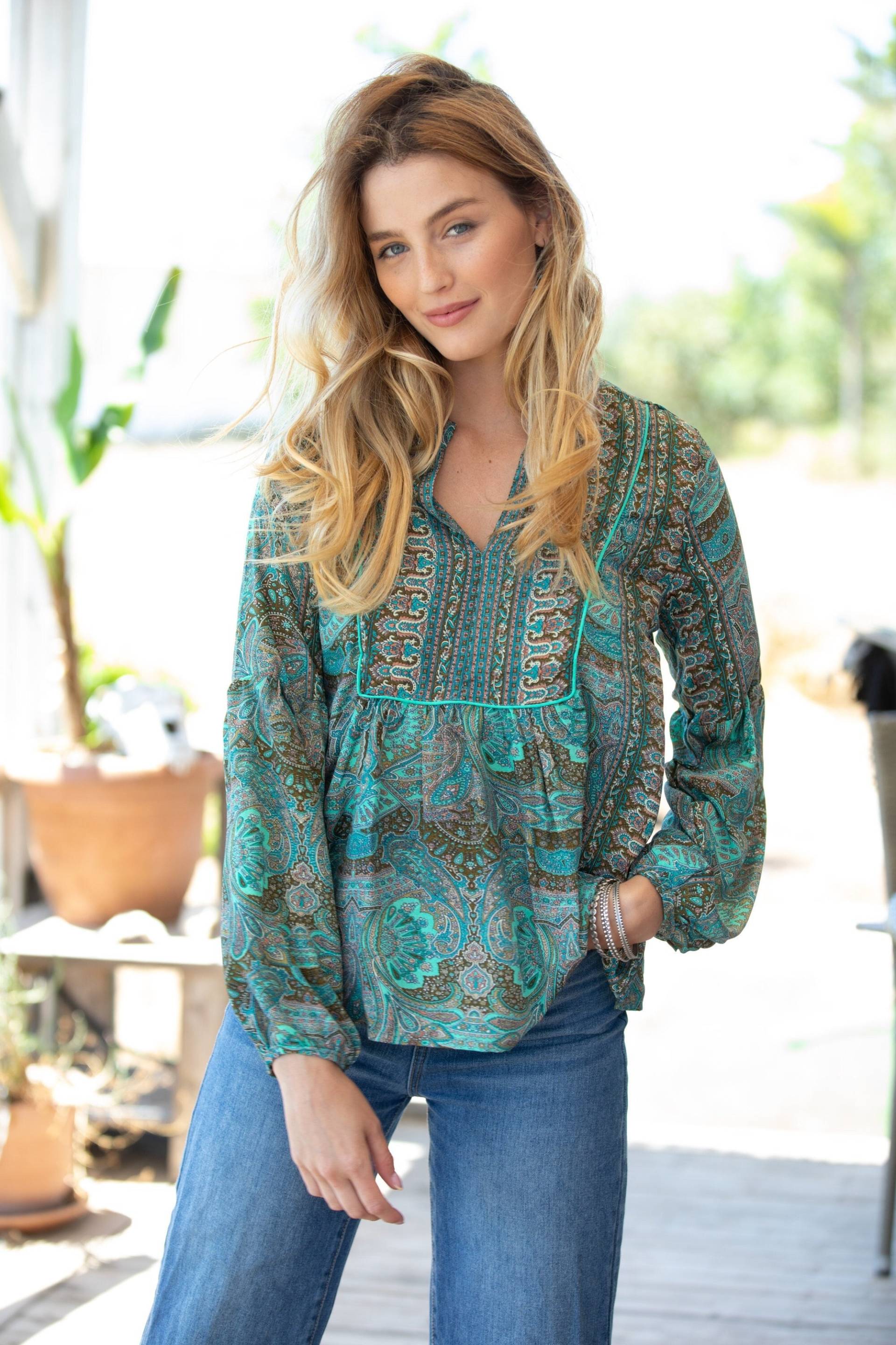 Grüne Paisley Print Boho Bluse Übergroße Puffärmel von AnabellaWomen
