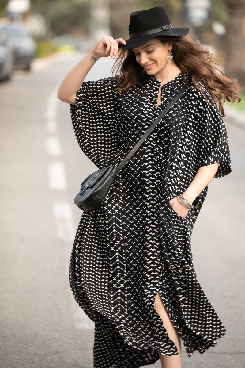 Schwarz & Weiß Rayon Kaftan Kleid Boho Button-Down Resort Wear von AnabellaWomen