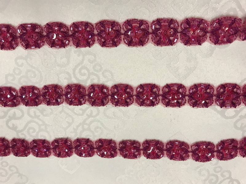 1 Yard Perlen Pailletten Trim. 7/8 Breit 1 Yard Perlen Pailletten Trim. 7/8 Breit von AnafrezNotions