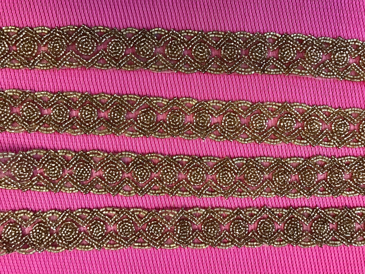 2M Pailletten-Perlenbesatz. Strass Perlen Pailletten Borte von AnafrezNotions