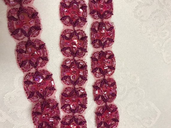 3 1/2 Yards Von Perlen Pailletten Trim. 7/8 Breit 3 1/2 Yards Von Perlen Pailletten Trim. 7/8 Breit von AnafrezNotions