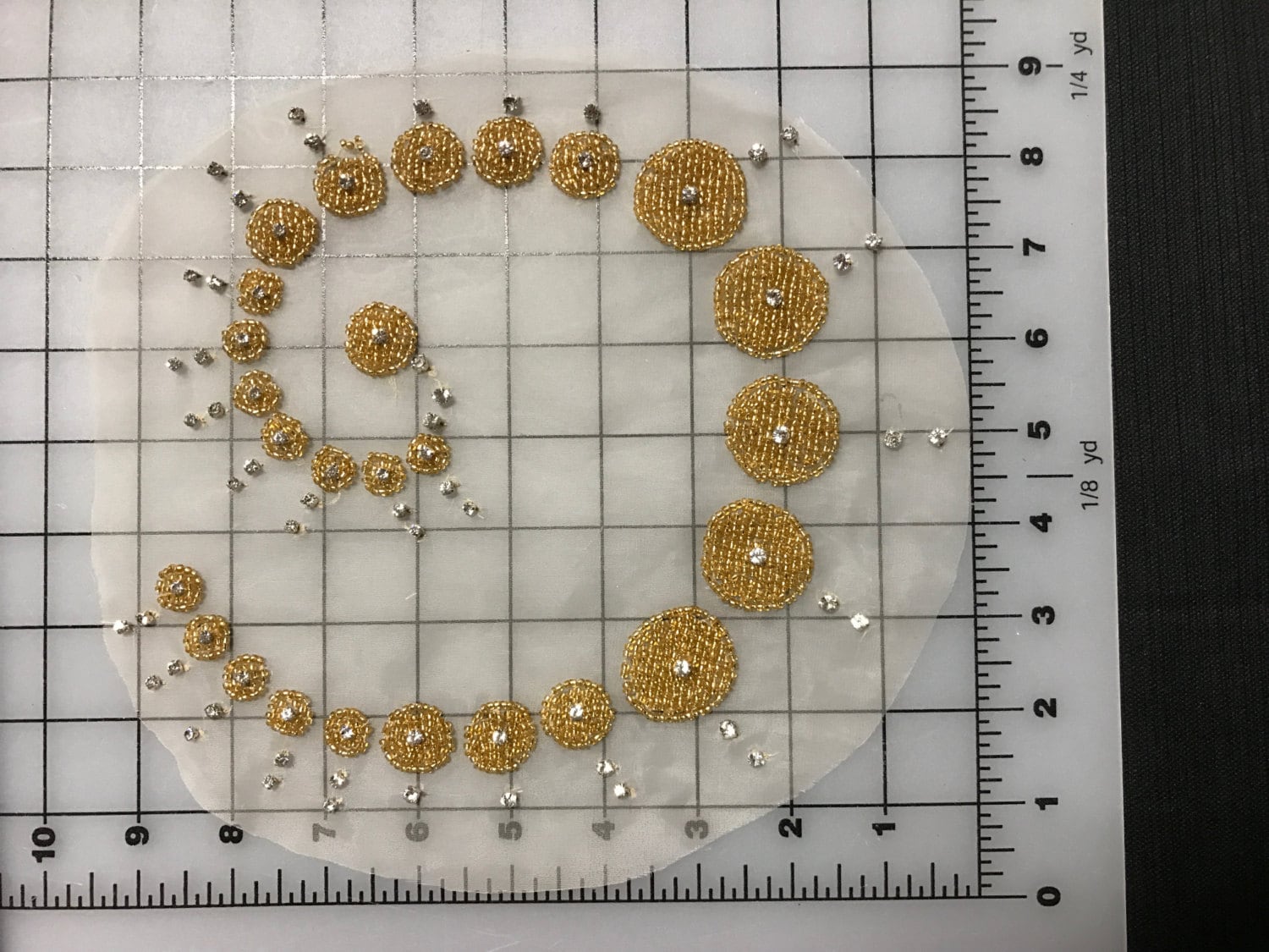 Perlen Strass Applikationen. Runde Applikationen, Silber Applikationen, Diy Projekte, Braut Dekor Perlen Strass Applikationen. Runde Applikationen, Silber Applikationen, Diy Projekte, Braut Dekor von AnafrezNotions