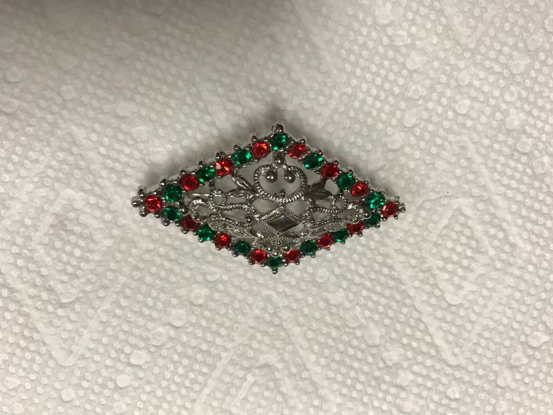 Weihnachts-Brosche. Metall Weihnachtsanstecknadel. Hergestellt in Tschechien von AnafrezNotions