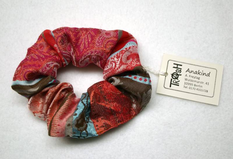 Bezaubernder Satin-Scrunchie Im Asia-Look Handmade Berlin von TrashBerlin