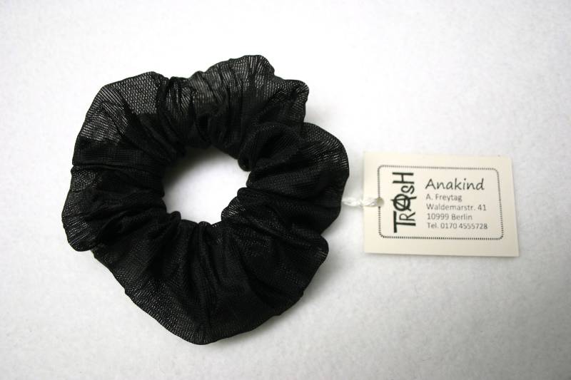 Scrunchie Aus Feinem Leichten Tüll-Netz-stoff in Schwarz Handmade Berlin von TrashBerlin