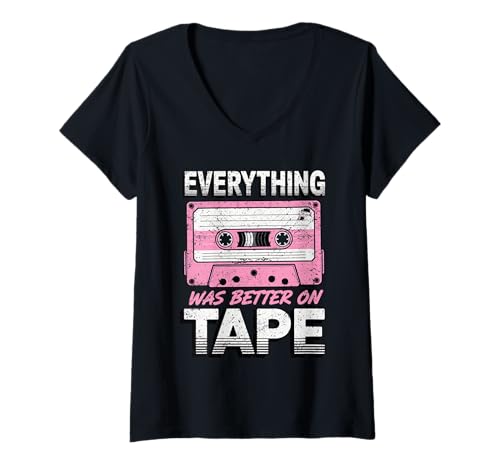 Damen Pinkes Kassettenband Everything was Better On Tape T-Shirt mit V-Ausschnitt Damen Pinkes Kassettenband Everything was Better On Tape T-Shirt mit V-Ausschnitt von Analog Era Threads