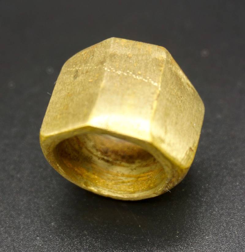 Halb Sechseckiger Bh-Ring Ein Einzigartiger Und Besonderer Ehering von AnatLevinDesignArt