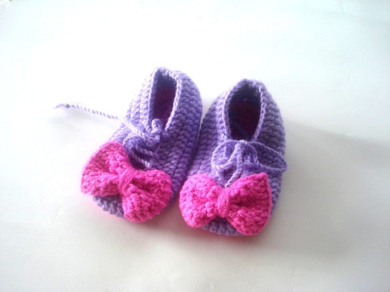 Baby-Schuhe, Babyschuhe, Lila Und Rosa Heiraten Jane Babyschuhe 6 Bis 12 Monate, Babysocken, Gestrickte Hausschuhe Häkeln von AnatoliaDreams