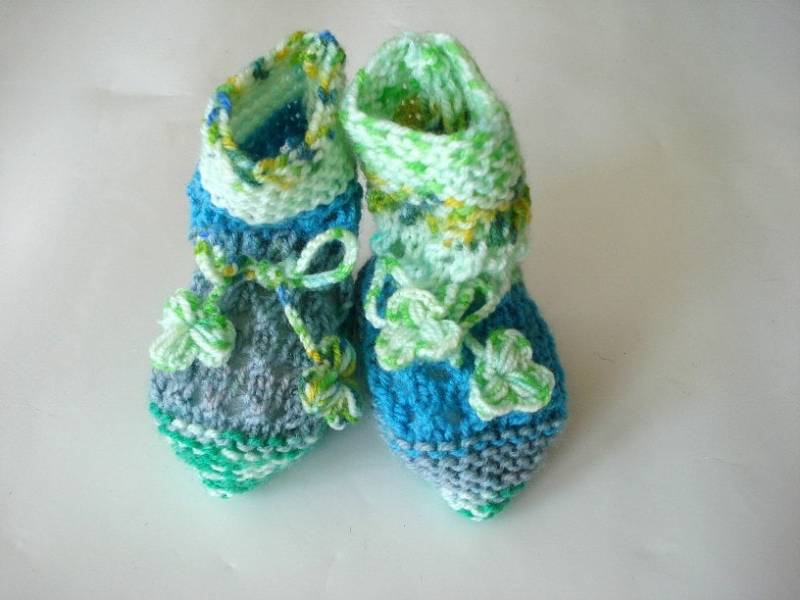 Grüne Gehäkelte Babysocken, Gestrickte Babyschuhe, Babypartygeschenke Unter 10 Usd Grüne Gehäkelte Babysocken, Gestrickte Babyschuhe, Babypartygeschenke Unter 10 Usd von AnatoliaDreams