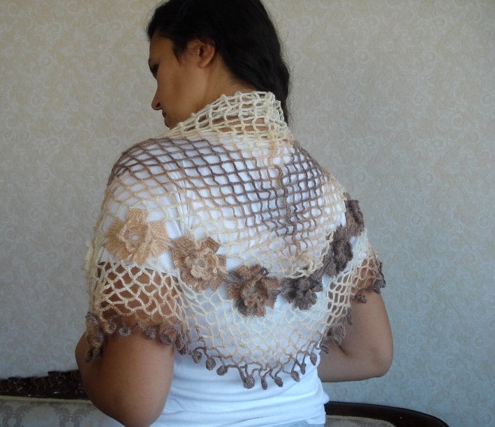 Karamell Braun Creme Dreieck Wollschal Karamell Braun Creme Dreieck Wollschal von AnatoliaDreams