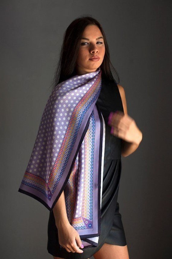 Sommerschal, Lila Seidenschal, Frauenschal, Handgefertigter Schal, Halsschal, Geschenk Für Sie, Hergestellt in Griechenland Aus 100% Reiner Seide von AncientGreekScarves