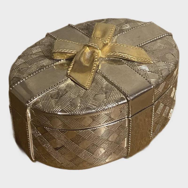 Frühes 20.jh. Dekorative Metall Trinket Box Frühes 20.jh. Dekorative Metall Trinket Box von AncientLoot