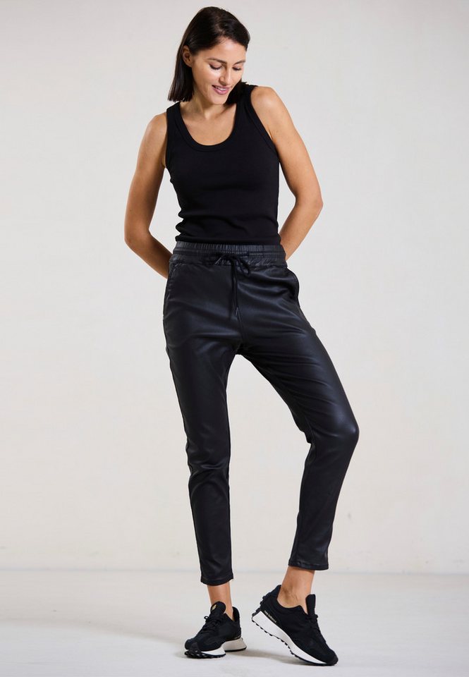 Andijamo-Fashion Schlupfhose CITY VIBE Matt glänzende Leder-Optik von Andijamo-Fashion