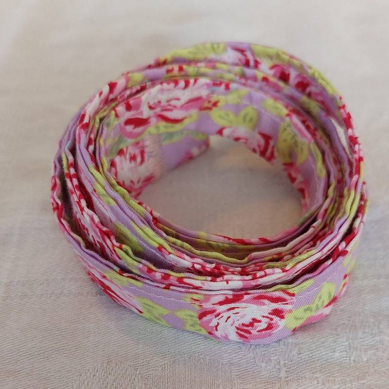 Wickelarmband Baumwollstoff Verschiedene Farben Armband, Textilschmuck Boho Blumen von AndreaNaehtShop