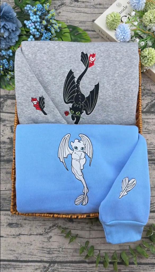 Toothless & Light Fury Embroidered Sweatshirt - How To Train Your Dragon Couple Hoodie Matching Anime Pullover Gift For Fans von AndreasAltmannStudio