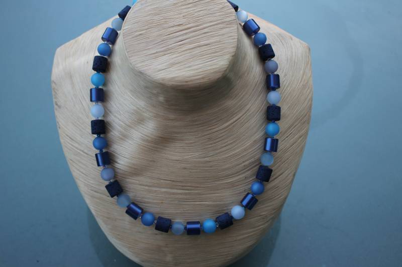 Blaue Polaris Kette/Collier, Perlen Collier in Der Farbe Blau , Super Schön Unikat handmade Blaue Polaris Kette/Collier, Perlen Collier in Der Farbe Blau , Super Schön Unikat handmade von AndreasParadies