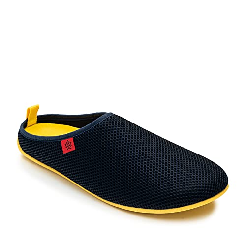 Andrés Machado - Hausschuhe für Herren – Frühling Sommer – Dynamic – Unisex Pantoffeln - atmungsaktive Netzstruktur – rutschfeste Gummisohle herausnehmbares Fußbett - Navy Gelb EU 47 von Andrés Machado