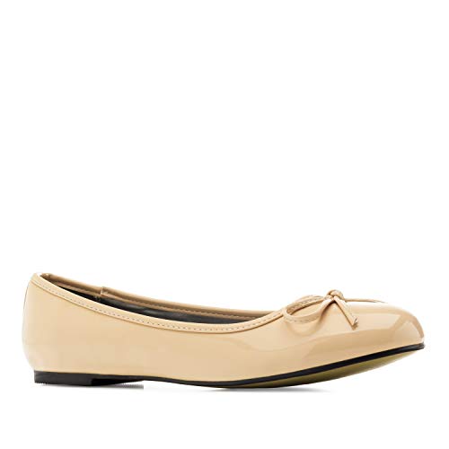 Flache Ballerinas für Damen und Junge Frauen mit flachem Blockabsatz und dekorativer Schleife - Loafer - TG104 – Große Auswahl an Farben und Ausführungen-Lack Beige-42 EU von Andrés Machado