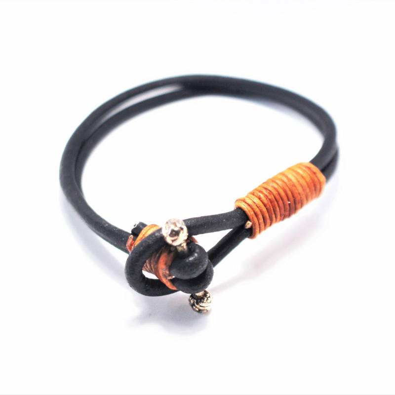 3 Mm Lederarmband Mit Knebelverschluss, Schwarz & Silber Minimalist Armband Knebelstange, Echtes Unisex Rundes von AndrewTroyDesigns