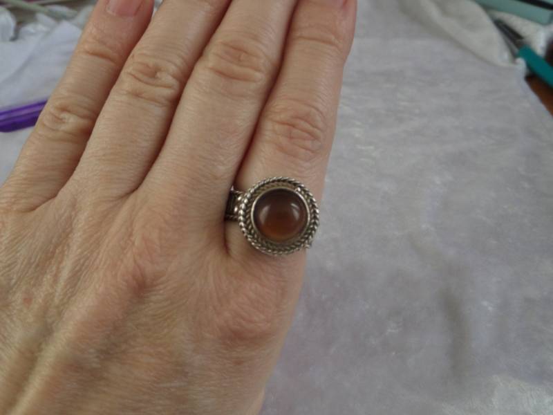 Filigraner Sterling Ring Mit Orange Karneol Cabochon von AndyAntique