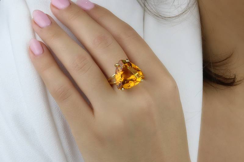 Citrin Trillion Ring Gelbgold Dreieck November Birthstone Handgemachter Statement Hochzeitsschmuck von AnemoneJewelry