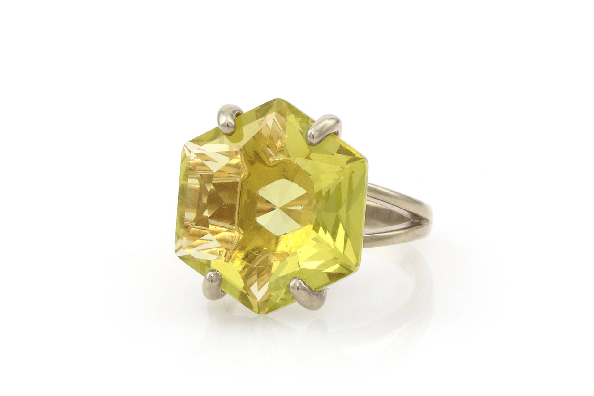 Geburtstagsring Für Sie Lemon Quarz Silber Ring Hexagon Cut Edelstein Handgemachter Vorschlag Mama von AnemoneJewelry