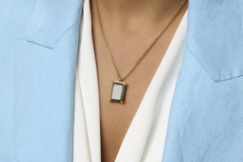 Lange Halskette Für Frauen Eisen Pyrit Rechteck Geschnittene Edelstein Rohedelstein Anhänger Smaragd Geschnitten Graue von AnemoneJewelry