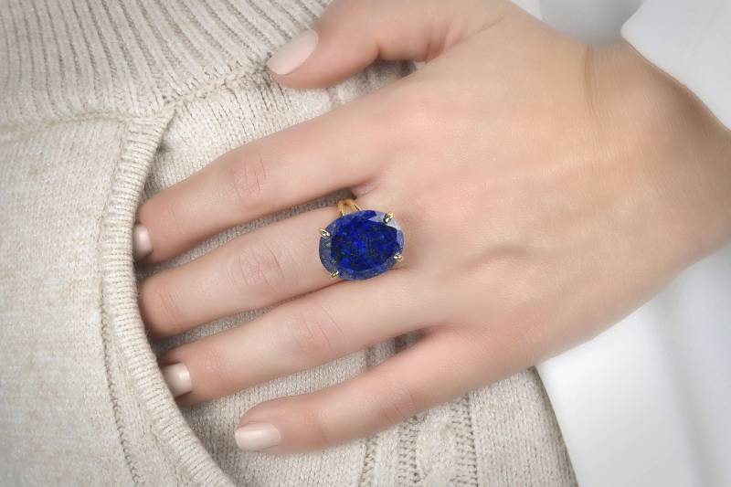 Lapis Ring September Birthstone Gold Gelber Solid Goldring Ovaler Edelsteinring Prong von AnemoneJewelry