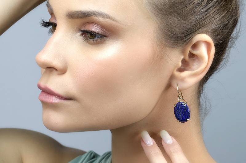 Lapislazuli Ohrringe Oval Geschnittene 18K Goldohrringe September Geburtsstein Geschenk Für Sie Handgemachte von AnemoneJewelry
