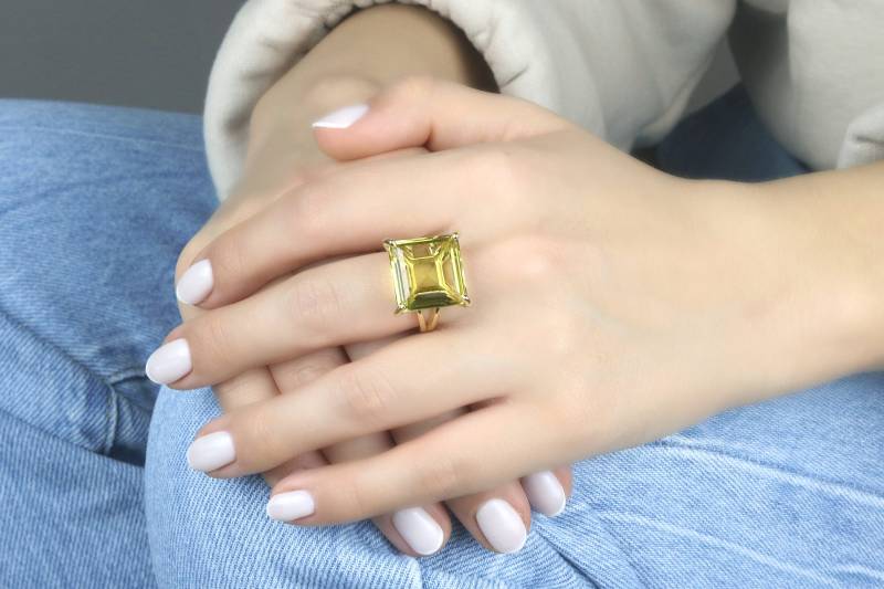 Roher Quarz Ring Zitronenquarz 14K Goldring Eckiger Cocktailring Edelsteinring Vintage Statementring Mit Roher Quarz Ring Zitronenquarz 14K Goldring Eckiger Cocktailring Edelsteinring Vintage Statementring Mit von AnemoneJewelry