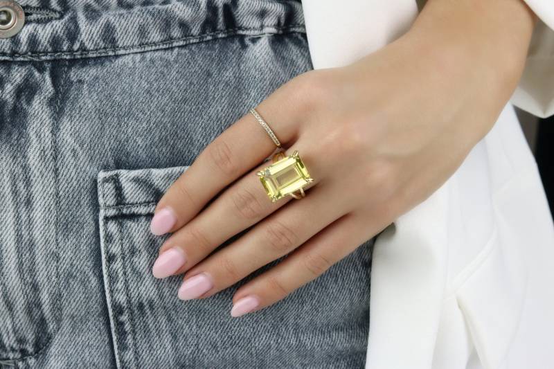 Zitronenquarz Ring Rechteckiger Goldrechteckiger 14K Gold Gefüllter Gold-Cocktailring Doppelbandring von AnemoneJewelry