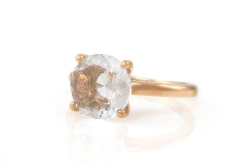 14K Rose Gold Ring Kristallquarz Edelstein Klarquarz Ringe Reflektierender Runder Prong Setting von AnemoneUnique