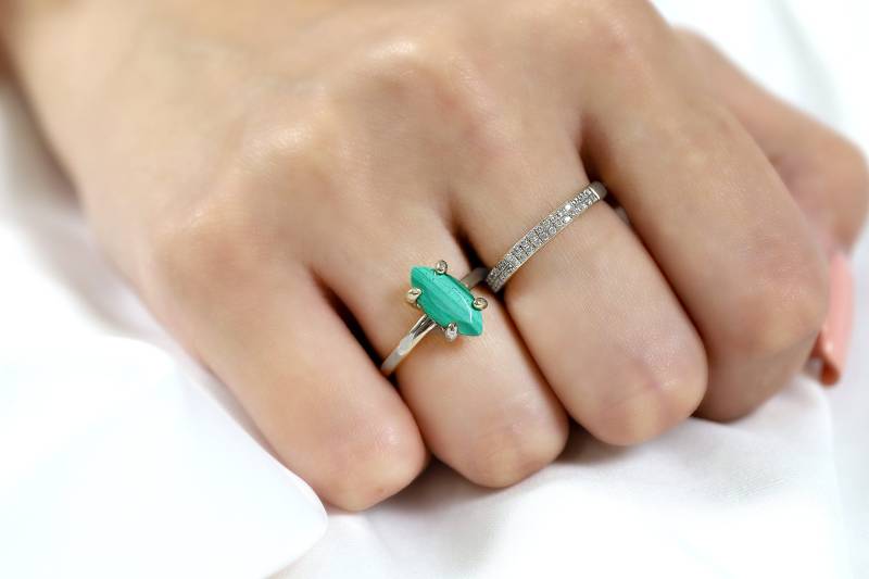 Grüner Malachit-Silberring Marquise-Edelsteinring Stapelbarer Goldring Verlobungsring Für Frauen von AnemoneUnique