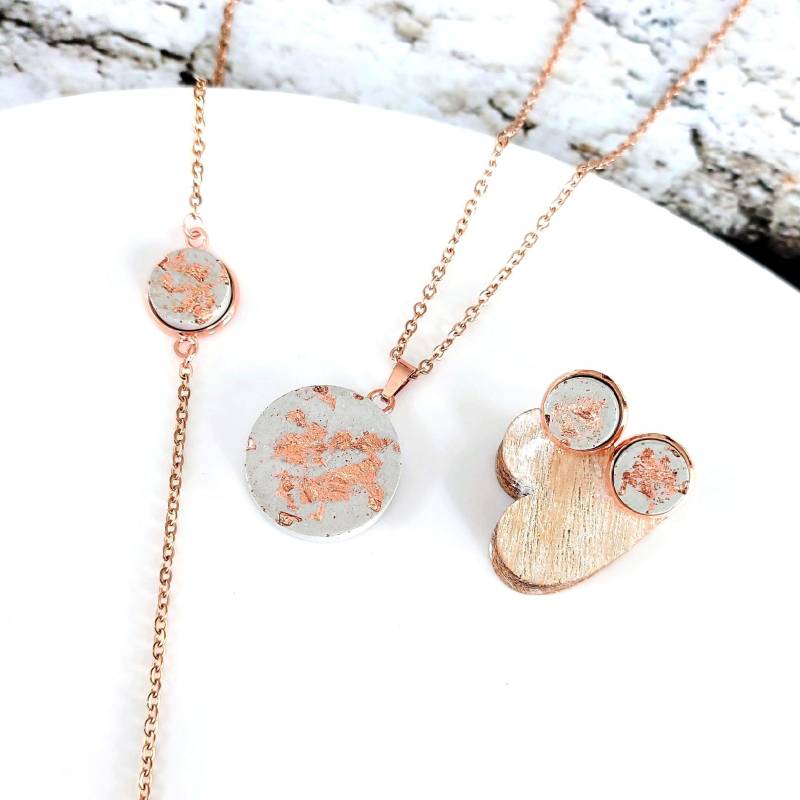 Betonschmuck Set Rosegold, Kette Ohrringe Armband, Anhänger Handgemacht, Edelstahl, Damen Halskette, Geschenk Frauen Freundin Weihnachten von AnettesDESIGN