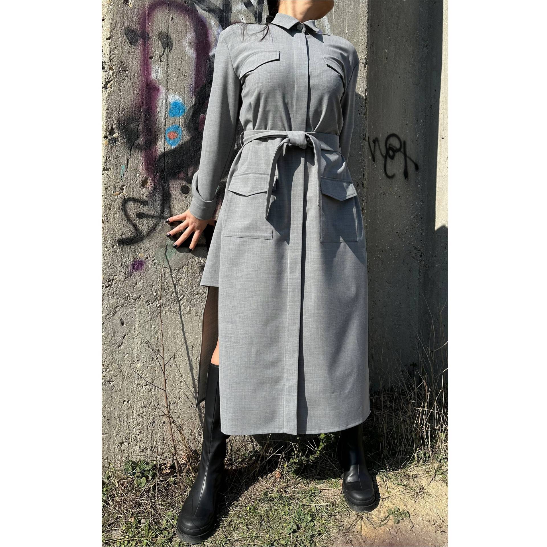 Graues Langarm-Shirt-Kleid Baumwollmischung Mit Gürtel von AngelBySilvia