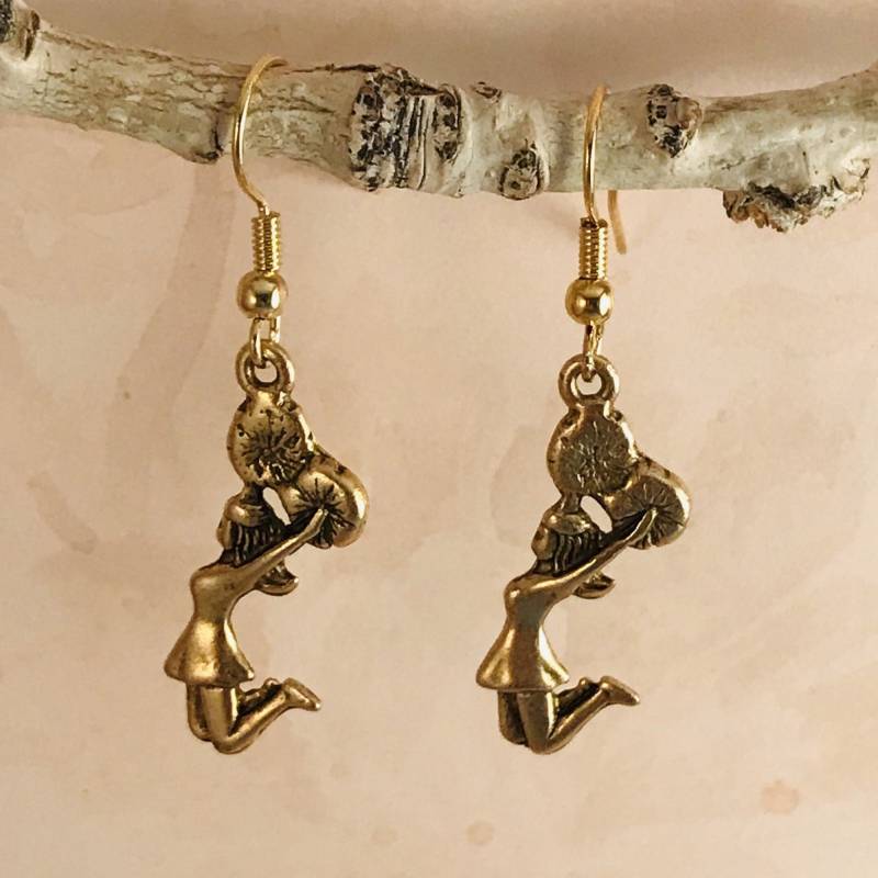 Antik Gold Cheerleader Ohrringe Hypoallergene Brisuren von AngelDesignsByDenise