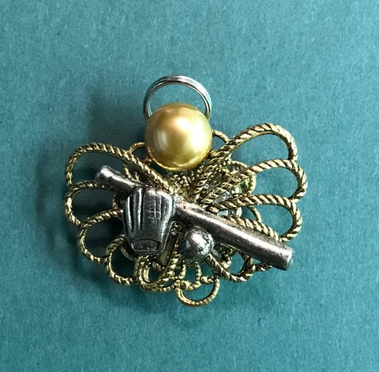 Baseball, Softball, Engel Pin, Trainer Geschenk, Baseball Softball Team Mutter, Anstecknadel von AngelDesignsByDenise