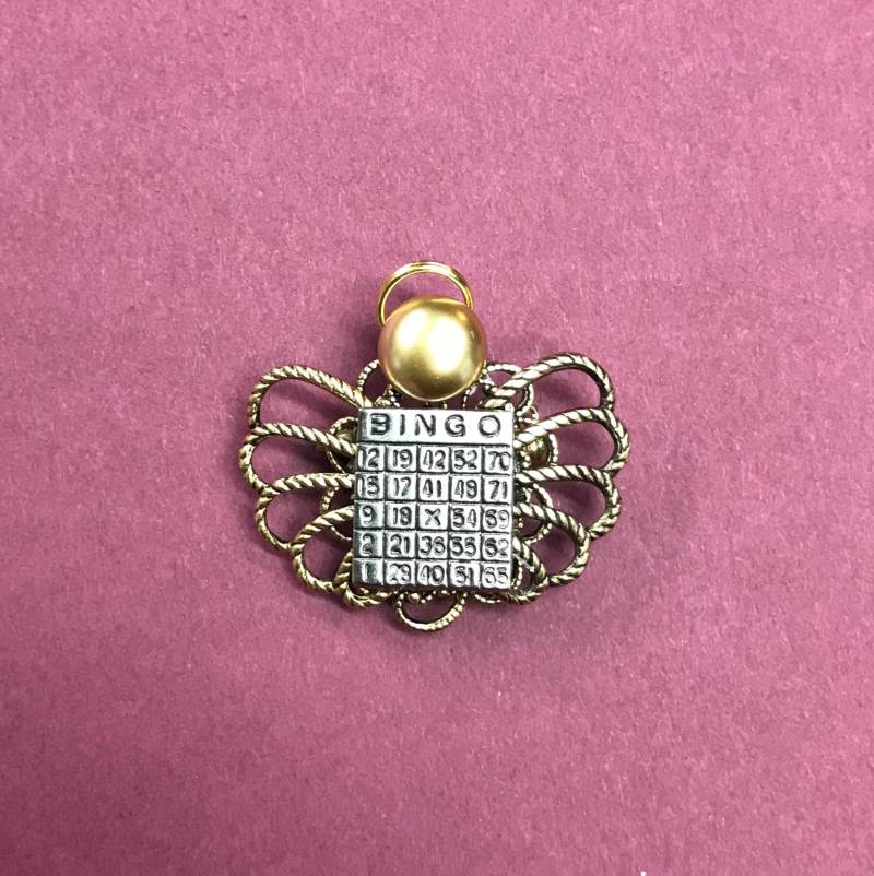 Bingo Engel Pin Antikes Gold-Finish, Silber Karte von AngelDesignsByDenise