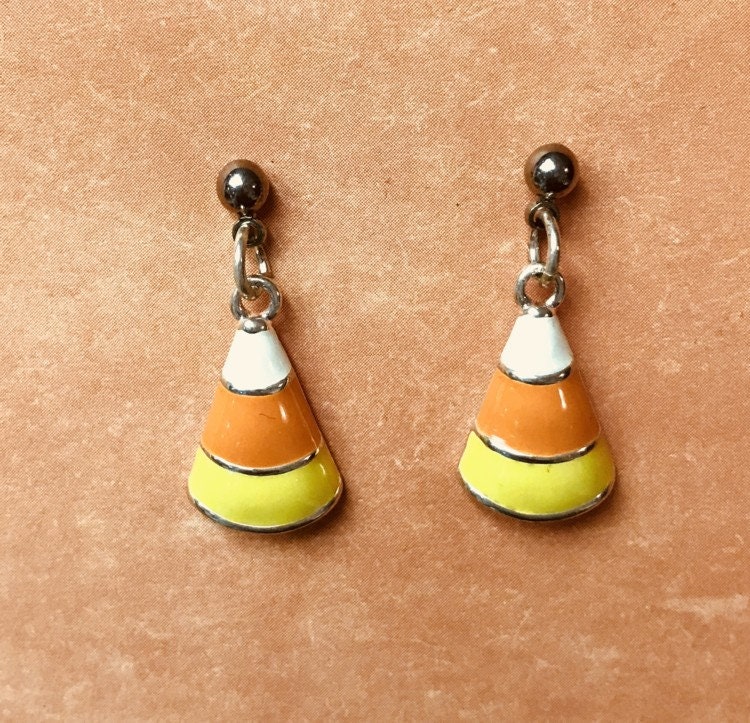 Candy Corn Ohrringe von AngelDesignsByDenise