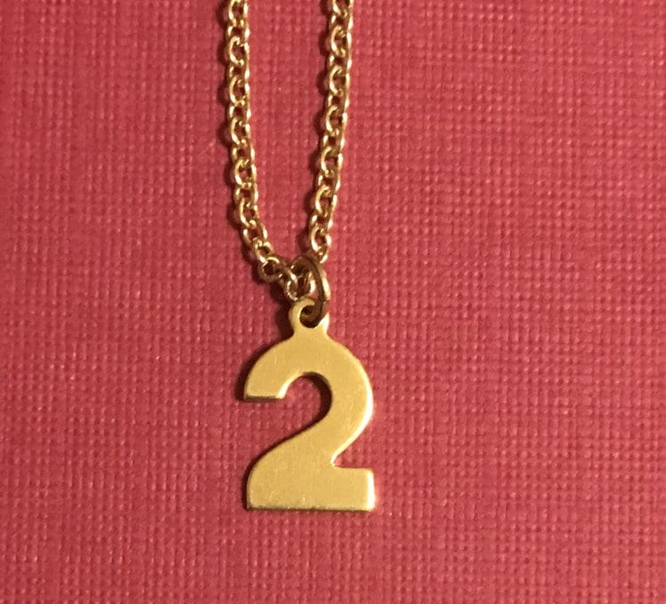 Einzelne Zahl Halskette von AngelDesignsByDenise