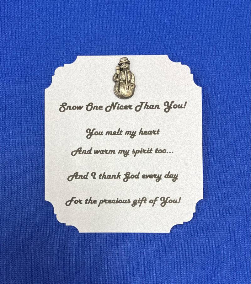 "Es Ist Schöner Als Du "Schneemann" Anstecker." von AngelDesignsByDenise