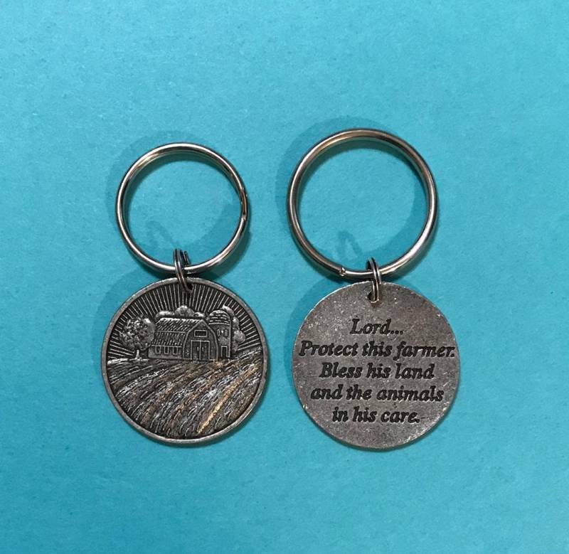 Gebets-Schlüsselring Des Antiken Silbernen Bauern - Bauernhof-Szene von AngelDesignsByDenise