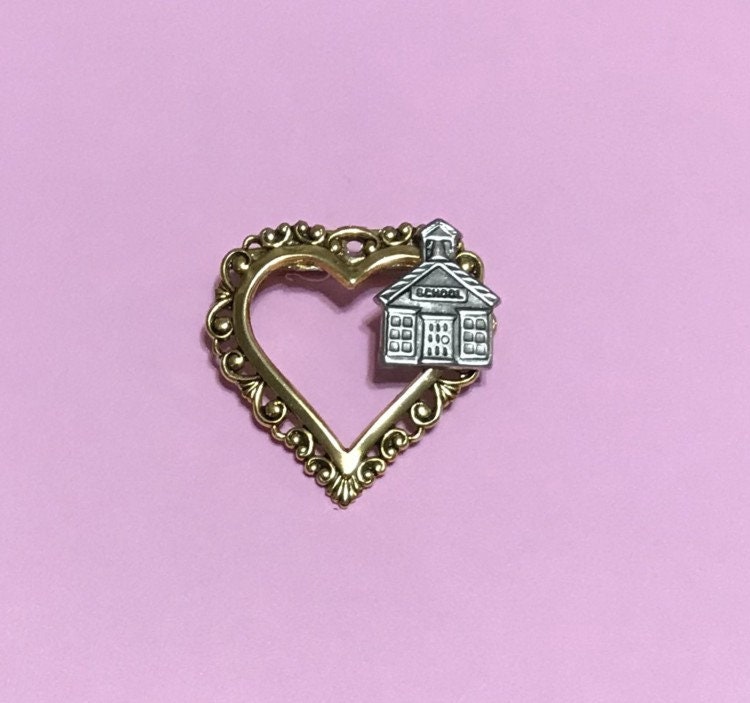 Herz Schule Pin, Lehrer Geschenk Für von AngelDesignsByDenise