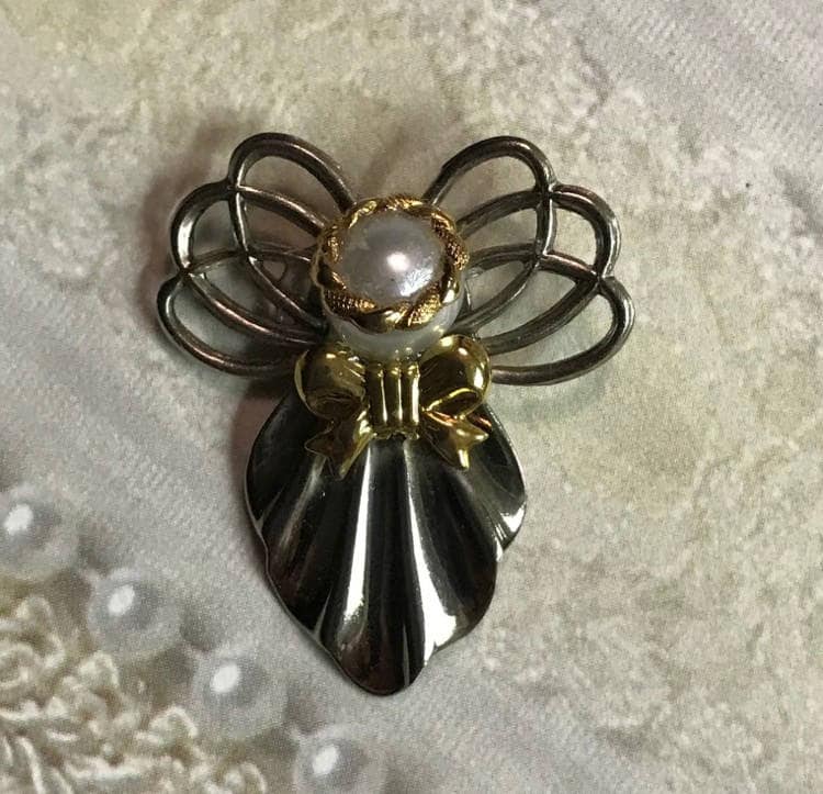 Schutzengel Pin von AngelDesignsByDenise