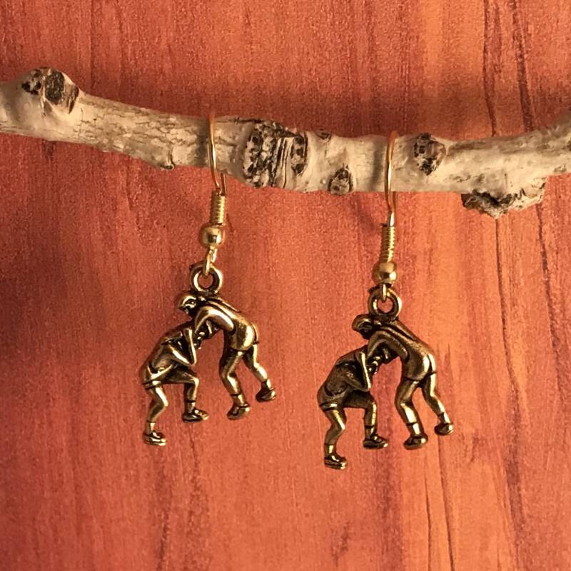 Wrestling Ohrringe in Den Farben Antik Gold Oder Silber von AngelDesignsByDenise